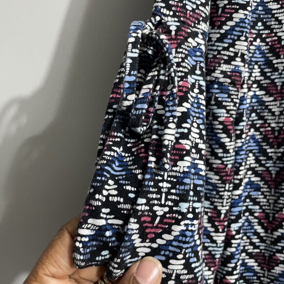 Chico’s Women’s Dress 3 Slit Bell Sleeve Jersey Knit Chevron Print 16/18 - Picture 8 of 10